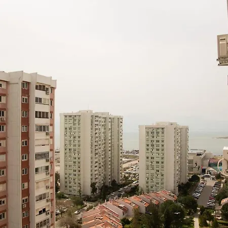 Colorful Flat With Central Location Near Trendy Attractions In Karsiyaka, Izmir * Izmir